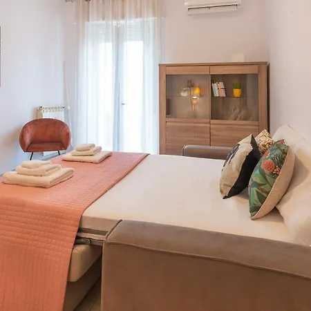 Welcomely - Central Comfort Holiday House * Alghero