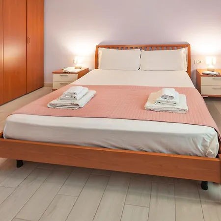 Appartement Welcomely - Central Comfort Holiday House *