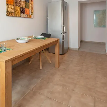 Appartement Welcomely - Central Comfort Holiday House