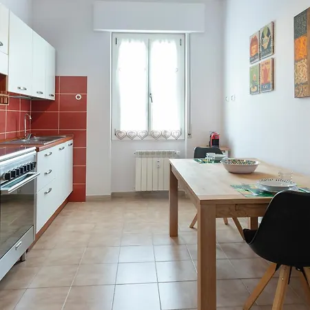 Welcomely - Central Comfort Holiday House Appartement Alghero
